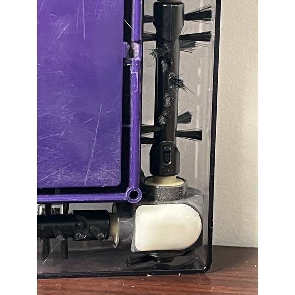 Swivel Sweeper Cordless Max | AS SEEN ON TV | Cordless Rechargeable 4 Quad Tech - Picture 10 of 13